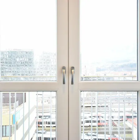 Super With Awesome Mountain View Apartment *